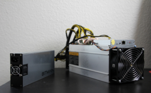 bitcoin-antminer-photo